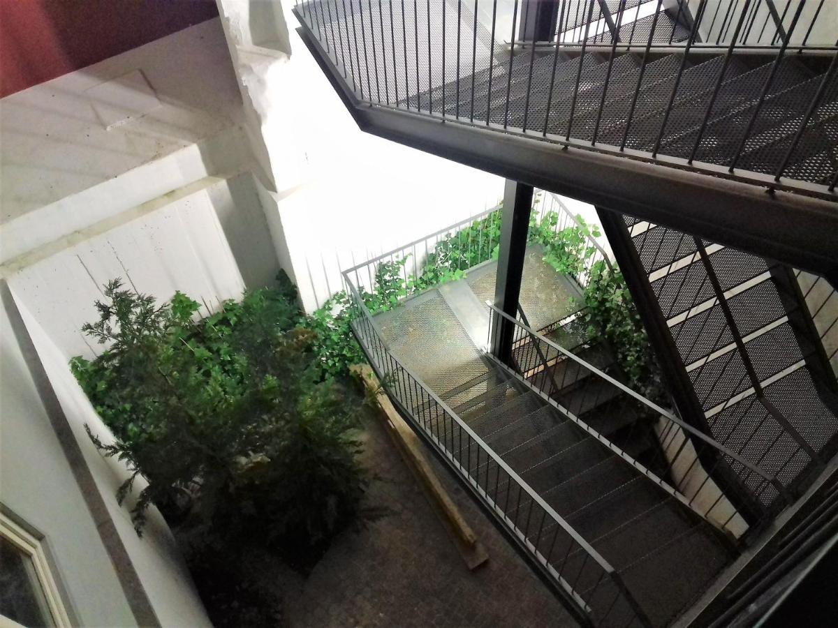 Oporto Delight 1 Luxury Apartment In Historic Center With Balcony Max 4 P Εξωτερικό φωτογραφία